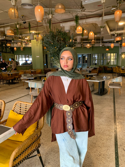 Cardy-Louse in Warm Brown